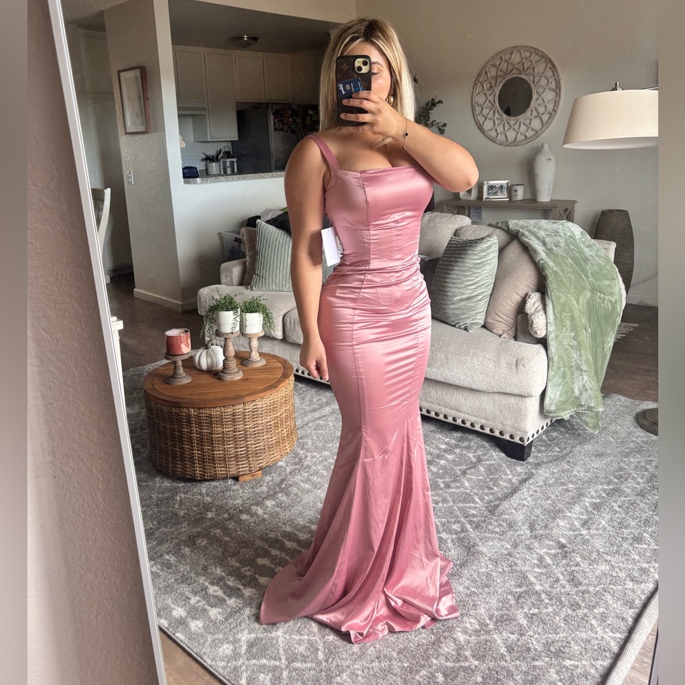 Alamour The Label Audrey Dusty Pink Mermaid formal gown dress